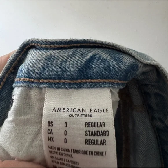American Eagle Distressed Mom Jeans - Picture 6 of 6